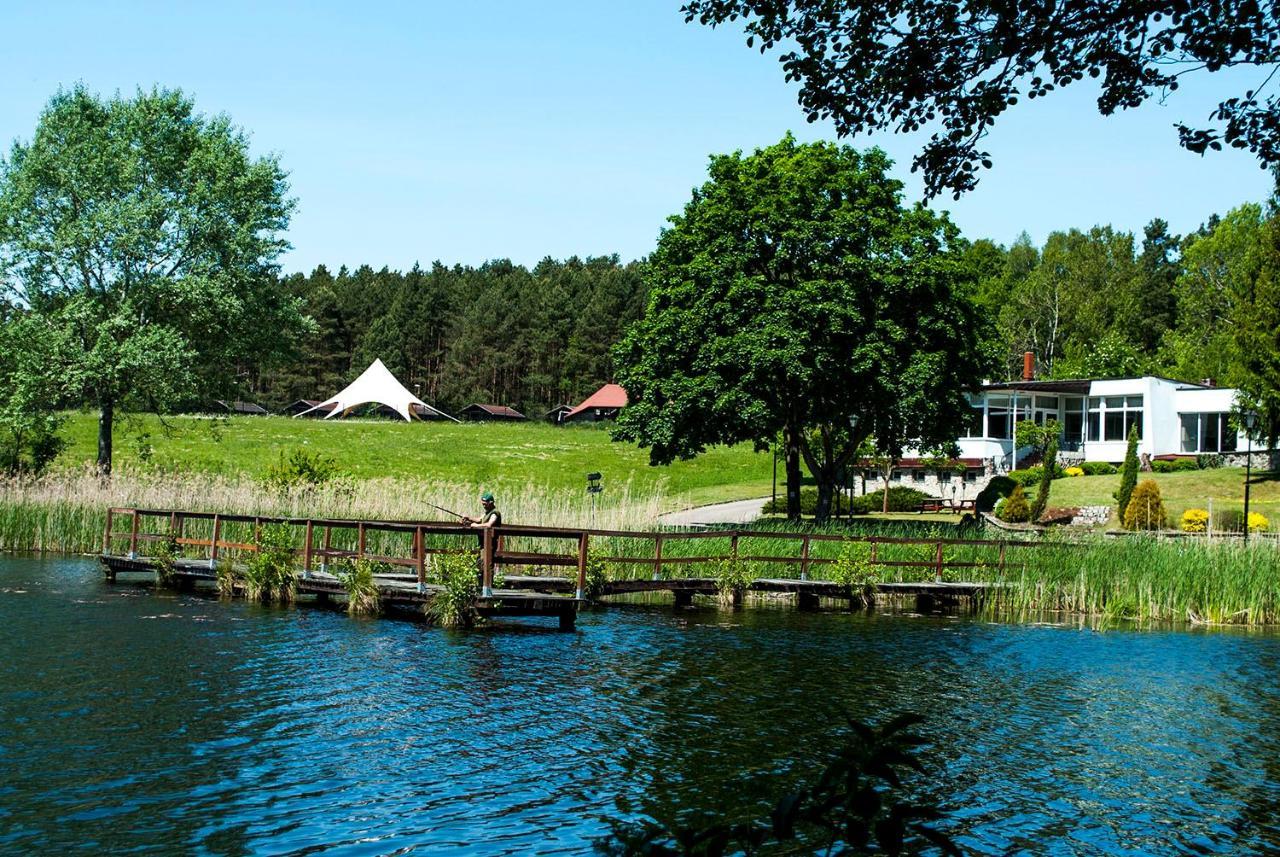 Camping Lesne Ustronie Hotel Witnica Bagian luar foto